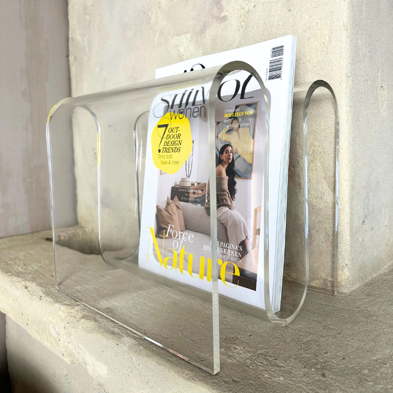 Lisso újságtartó átlátszó