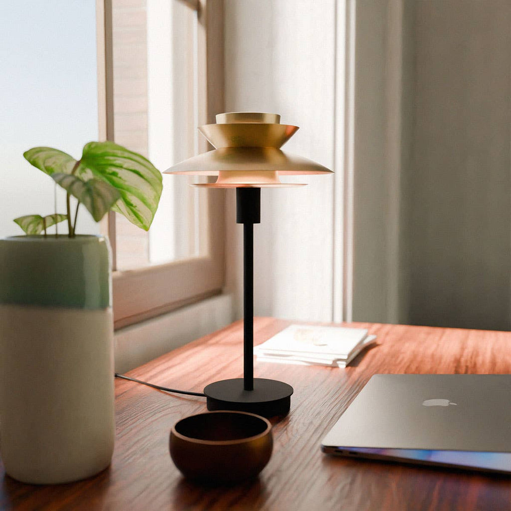 Dina asztali lámpa