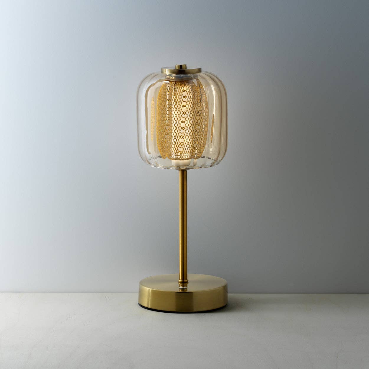 The Lighty Gaga LED asztali lámpa